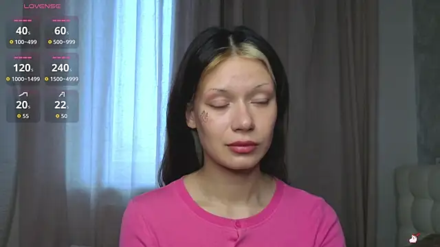 Snapshot of BrandiFraise chatting on 11/07/25, 08:03 BrandiFraise online show from 11/07/25, 08:03