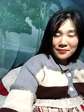 Snapshot of -Lana-123 chatting on 11/05/25, 02:39 -Lana-123 online show from 11/05/25, 02:39