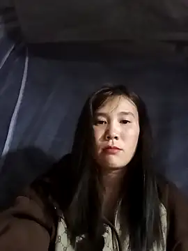 Snapshot of -Lana-123 chatting on 11/17/25, 05:30 -Lana-123 online show from 11/17/25, 05:30