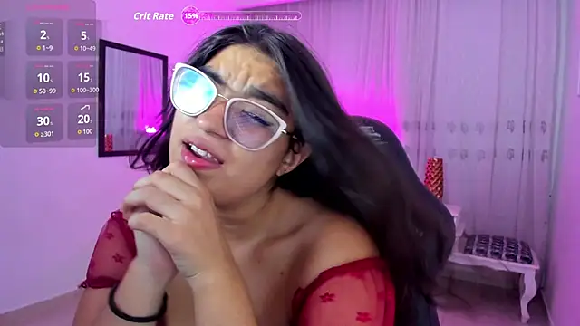 Luna Jonnes1 online show from 06/30/26, 07:37