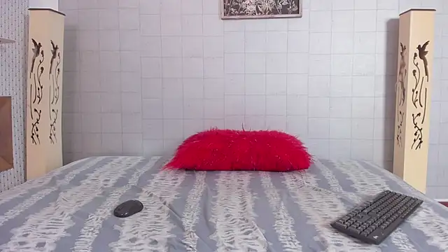 Oceaan lady online show from 04/08/26, 01:33