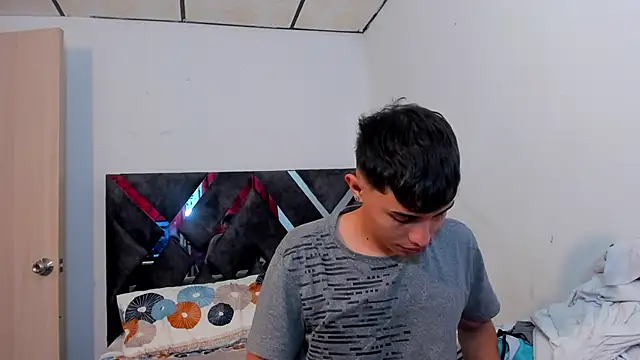 Snapshot of MollyandFher chatting on 11/10/25, 02:21 MollyandFher online show from 11/10/25, 02:21