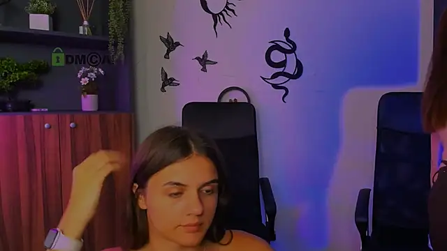 lisa dark  online show from 07/20/26, 10:39