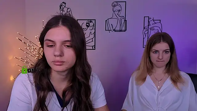 lisa dark  online show from 07/22/26, 09:12