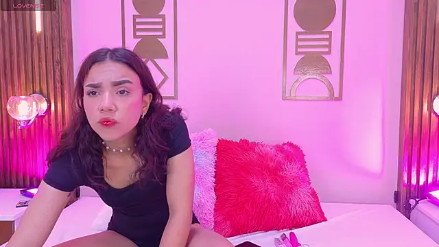 RubyCollins  online show from 11/06/25, 09:48