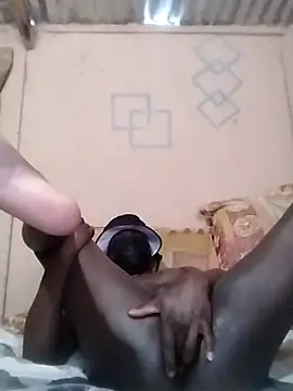 Reajune2001 online show from 11/21/25, 09:52