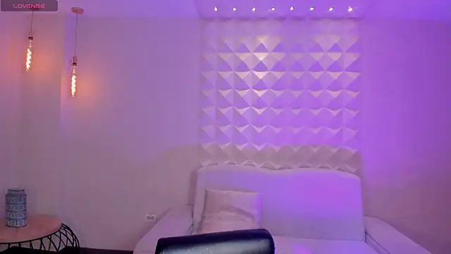 BellaConnorX online show from 07/15/26, 05:02