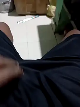 Snapshot of GleefulAkashyyy chatting on 11/27/25, 05:48 GleefulAkashyyy online show from 11/27/25, 05:48