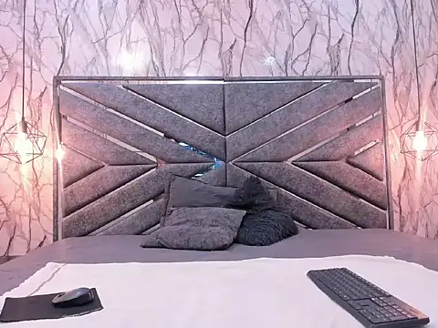 DIRTY MIIA  online show from 12/22/25, 11:40