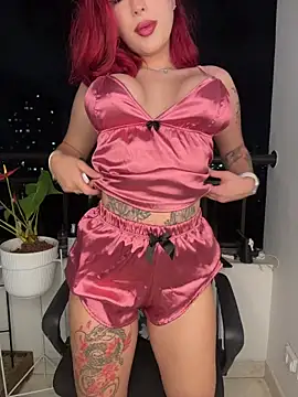 Raven DeVille online show from 11/11/25, 01:05