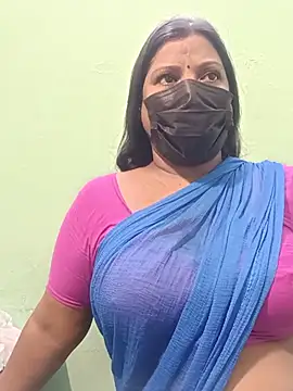 Snapshot of tamil_Nithya_J chatting on 06/02/26, 03:58 tamil Nithya J online show from 06/02/26, 03:58