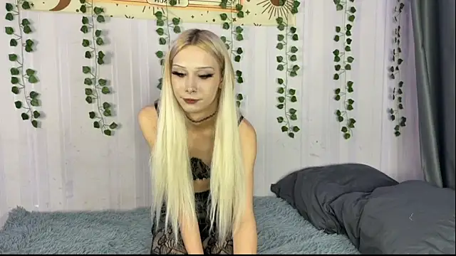 EvaSteinberg online show from 11/21/25, 08:07