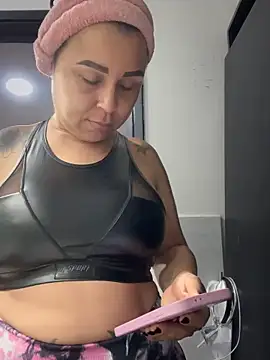 Natural BIGASS Nina online show from 12/03/25, 10:02