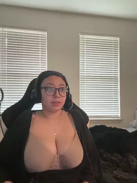 minha baby online show from 04/15/26, 12:06