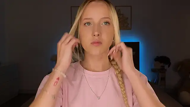 adele armass online show from 03/24/26, 09:53