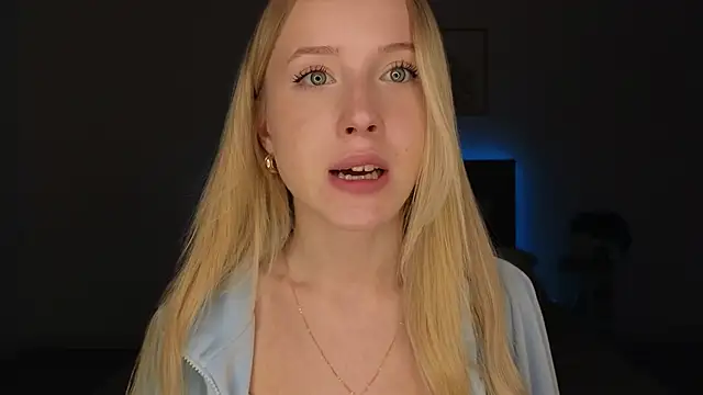 adele armass online show from 05/17/26, 08:16