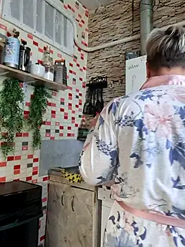 MilkySky online show from 04/03/26, 09:40