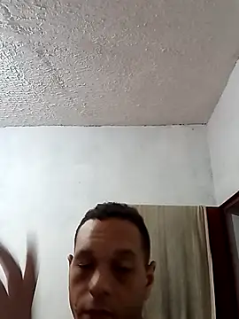 luiguui online show from 11/24/25, 10:37