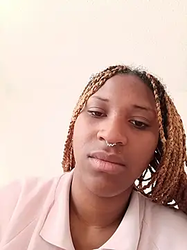 EvonyFoxxx online show from 06/21/26, 04:42