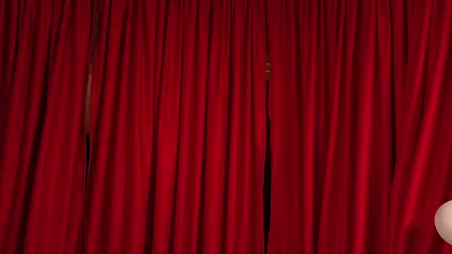 VictoriaNova  online show from 04/05/26, 05:10