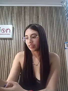 Valk submissive online show from 05/15/26, 04:41