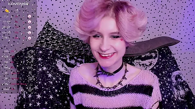 Angel Julles online show from 05/24/26, 03:00