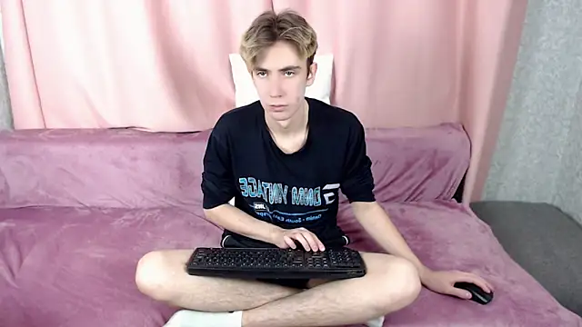 Harvey foster online show from 11/16/25, 05:29