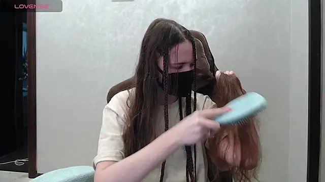 Snapshot of ZlatoslavaLo chatting on 12/04/25, 09:40 ZlatoslavaLo online show from 12/04/25, 09:40