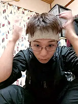 Snapshot of TERU_kun_jp chatting on 11/10/25, 08:35 TERU kun jp online show from 11/10/25, 08:35