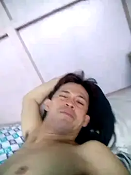 Hot-babyyboy30 online show from 07/03/26, 05:36