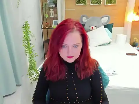 OhLadyPlease online show from 12/18/25, 09:48