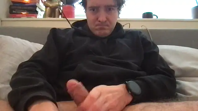 Snapshot of dutchpieter95 chatting on 02/26/26, 08:35 dutchpieter95 online show from 02/26/26, 08:35