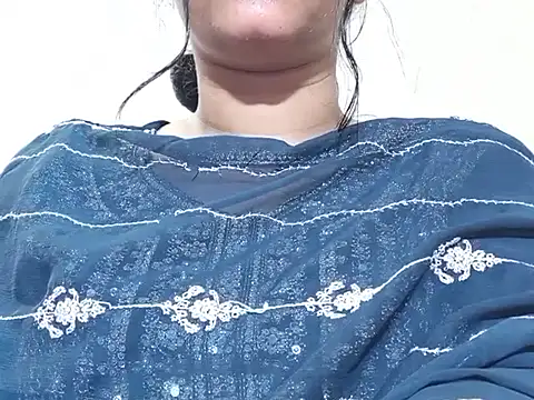 Nancy queen001 online show from 11/04/25, 09:58