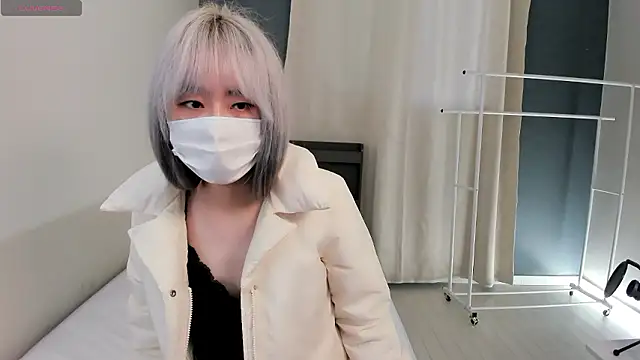 yeji 2001 online show from 11/10/25, 07:07