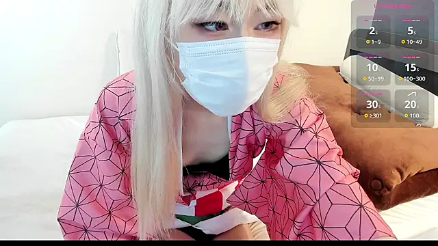 Snapshot of yeji_2001 chatting on 02/07/26, 12:42 yeji 2001 online show from 02/07/26, 12:42