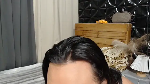 Snapshot of TheExoticJessa chatting on 11/05/25, 09:26 TheExoticJessa online show from 11/05/25, 09:26