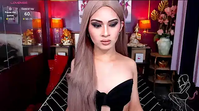 Plastique PATRICIA online show from 03/08/26, 11:25