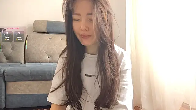 DianaMendoza online show from 11/16/25, 09:26