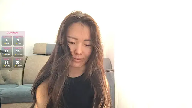 DianaMendoza online show from 12/01/25, 09:03