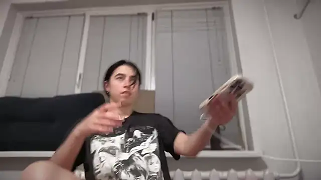 ShizukuHunter online show from 11/20/25, 03:12