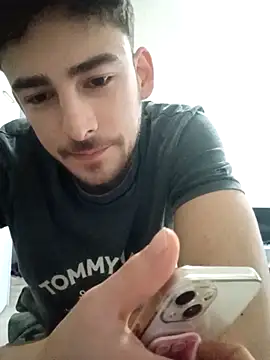 yasinesra757  online show from 03/03/26, 02:45