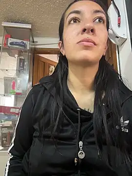 Salome Marck online show from 11/15/25, 02:13