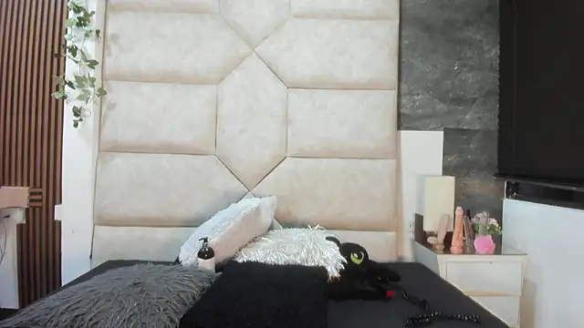 Liia Leens online show from 02/28/26, 04:46