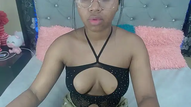 valentinavega18x online show from 02/08/26, 03:21