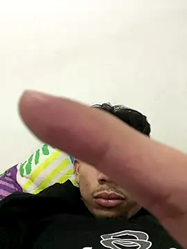 starboy2812 online show from 11/25/25, 02:22