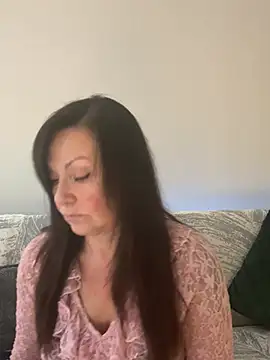 HotLdyllic online show from 03/06/26, 05:20