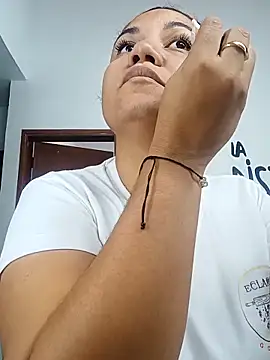 Samaraa Lee online show from 12/22/25, 10:45