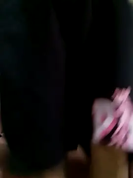 Snapshot of feoGG197 chatting on 02/03/26, 11:21 feoGG197 online show from 02/03/26, 11:21