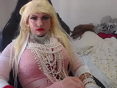 VanesaCrossic online show from 04/04/26, 09:51