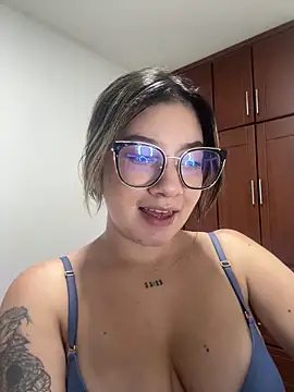 Eve Miiller online show from 04/15/26, 05:25